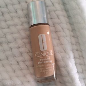 Clinique beyond perfecting foundation